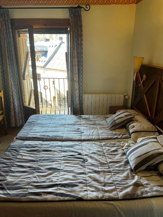Casa Pelentos Sandiniés Esterno foto