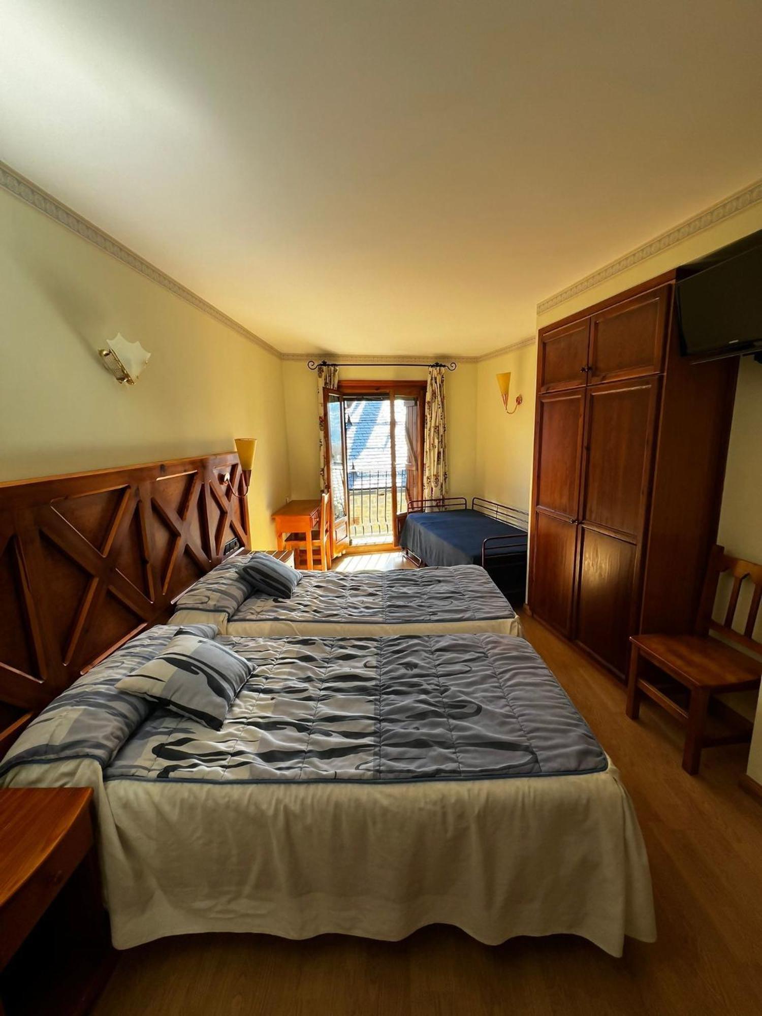 Casa Pelentos Sandiniés Esterno foto